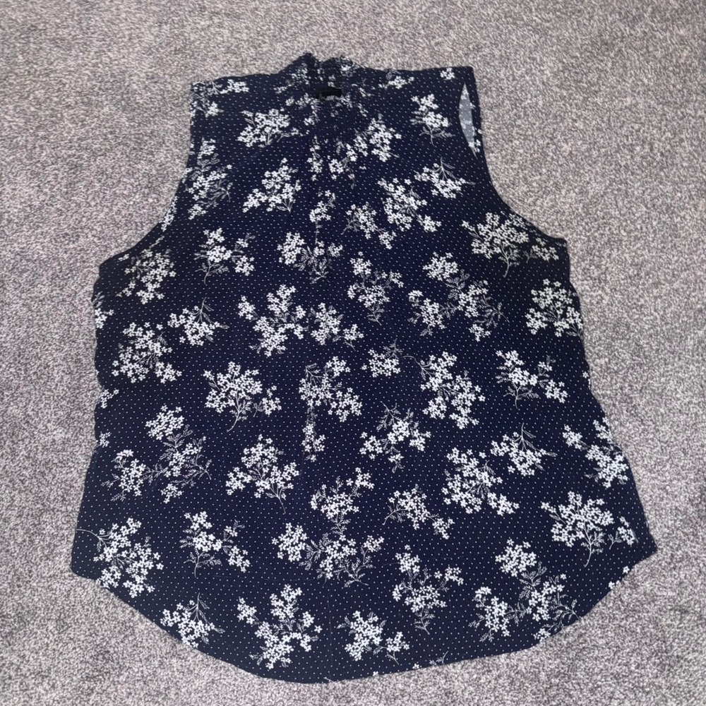 NY Invasion High-Neck Sleeveless Navy Blue & White Floral Tank Top Size Large